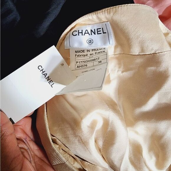 CHANEL Pants  - Picture 15 of 16